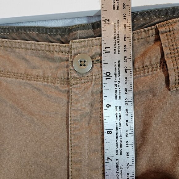 Eddie Bauer Mens 36x30 Khaki Cargo Pants Cotton Relaxed Fit Multi Pockets - Picture 7 of 16